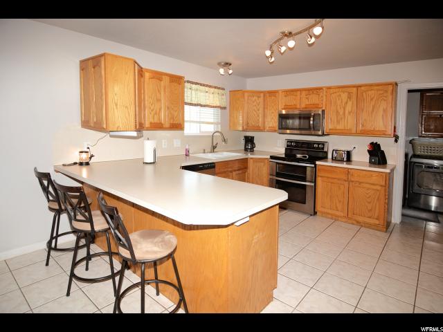 2788 W 3975, Farr West, UT 84404 — photo 5
