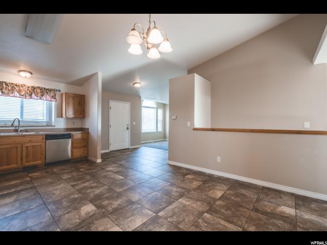 663 N 1500 W, Clinton, UT 84015 — photo 6