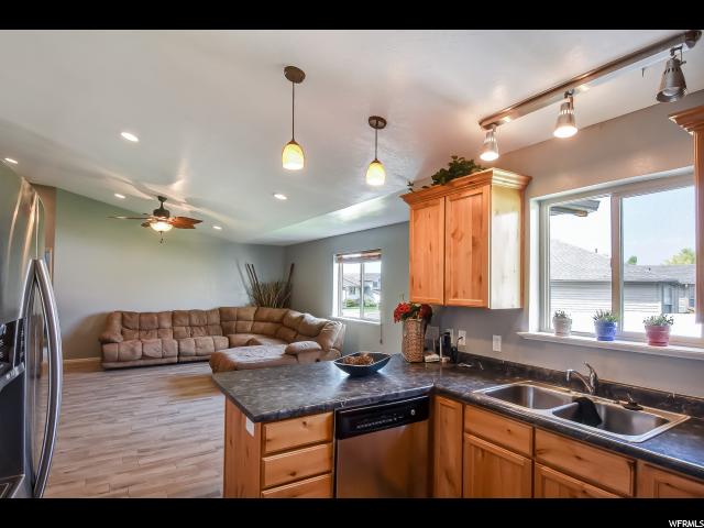 555 E Cottonwood Cir N, North Logan, UT 84341 — photo 5