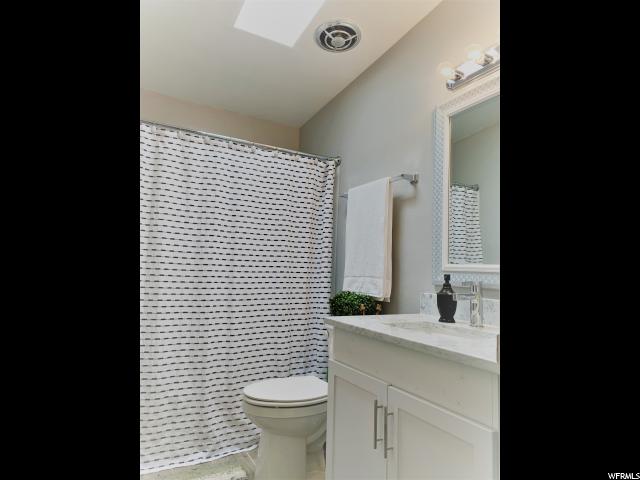 576 N Fort Ln E, Layton, UT 84041 — photo 9