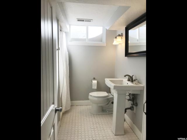 3363 S 675 W, Bountiful, UT 84010 — photo 4