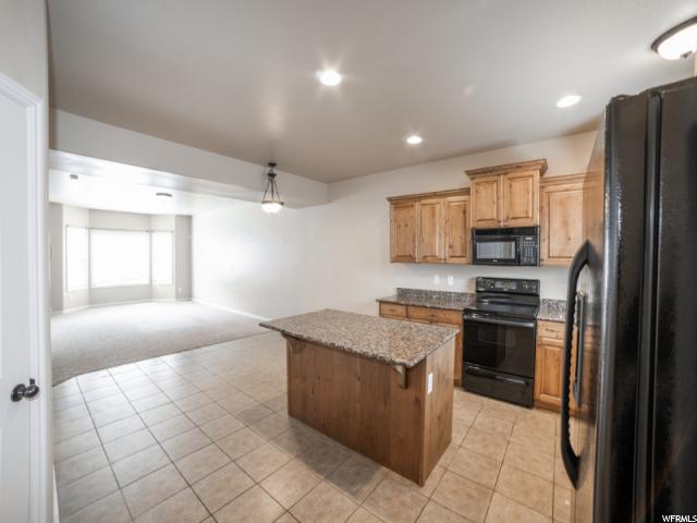 490 E 700 S ##525, Clearfield, UT 84015 — photo 8