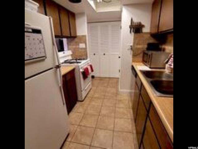 5504 S Willow Ln E, Murray, UT 84107 — photo 9
