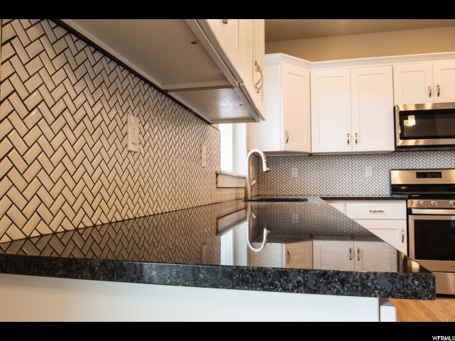 504 S 400 E, Hyrum, UT 84319 — photo 4