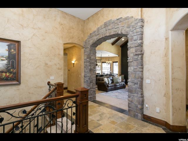156 W 4100 N, Pleasant View, UT 84414 — photo 7