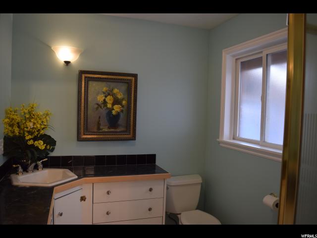 694 E 1900 S, Bountiful, UT 84010 — photo 11