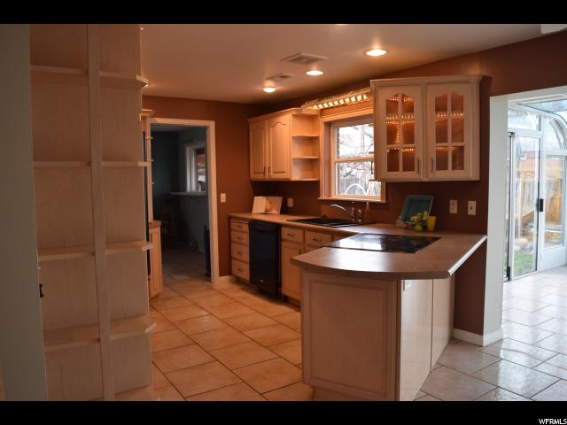 694 E 1900 S, Bountiful, UT 84010 — photo 9