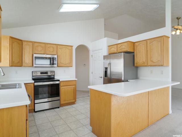 1067 W 1075 N, Clinton, UT 84015 — photo 9