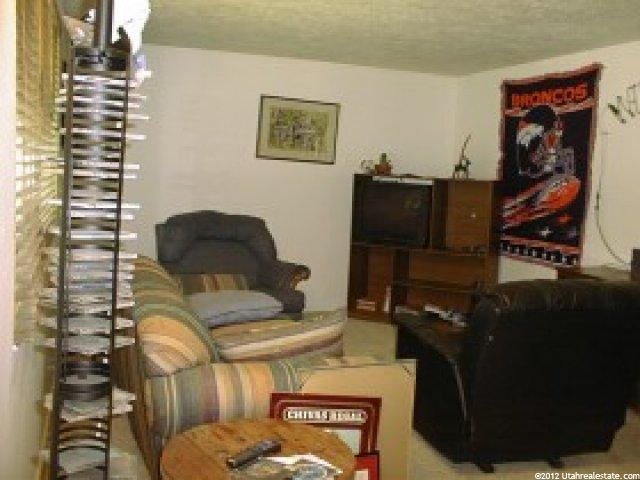 142 W 100 S, Kaysville, UT 84037 — photo 3