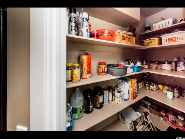 382 S 1285 E, Hyrum, UT 84319 — photo 9