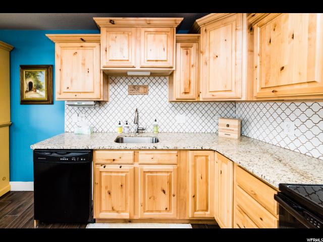 382 S 1285 E, Hyrum, UT 84319 — photo 6