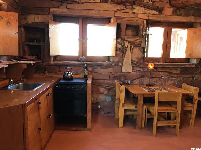 402 W Main St, Torrey, UT 84775 — photo 5