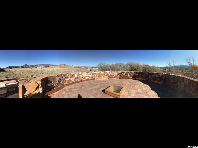 402 W Main St, Torrey, UT 84775 — photo 9