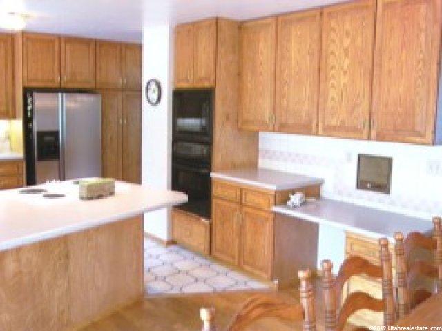 2750 Willow Bend Dr, Sandy, UT 84093 — photo 7