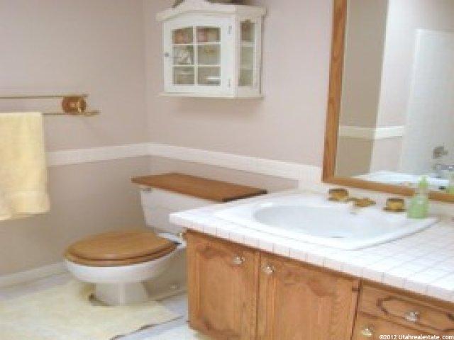 2750 Willow Bend Dr, Sandy, UT 84093 — photo 8