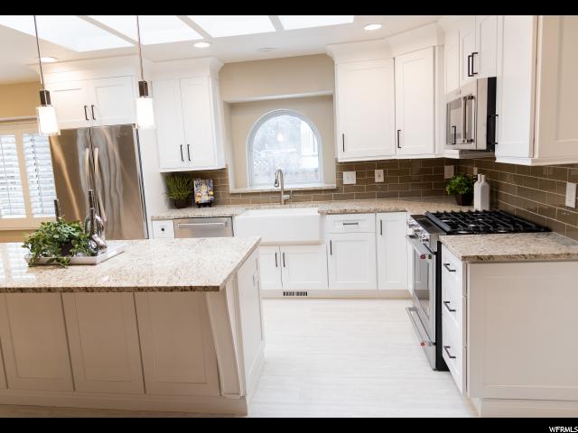 10682 S 390 E, Sandy, UT 84070 — photo 11