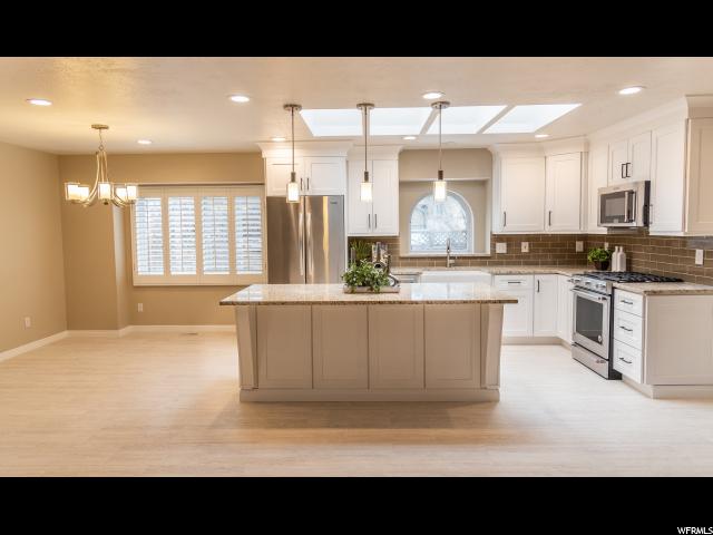 10682 S 390 E, Sandy, UT 84070 — photo 9
