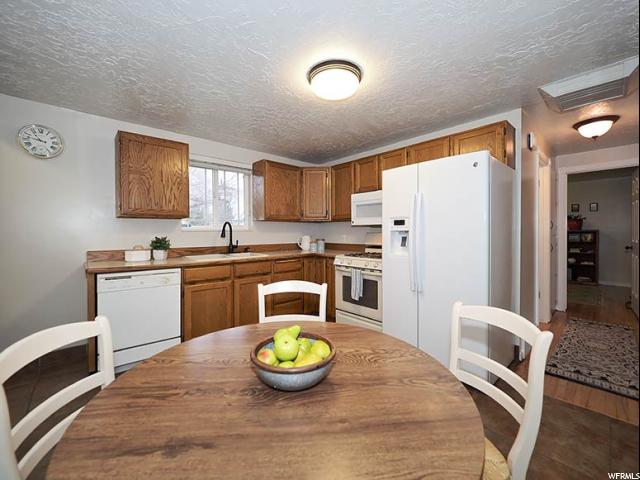 204 E Layne Dr S, Midvale, UT 84047 — photo 9