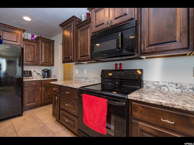 1479 W 2465 N, Clinton, UT 84015 — photo 8