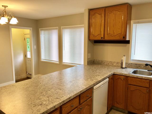 4426 S 175 E, Washington Terrace, UT 84405 — photo 9