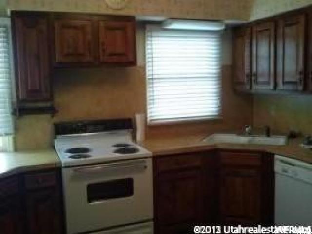 5878 S 1900 W, Roy, UT 84067 — photo 6