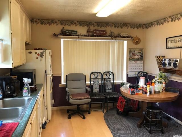 570 E 400 N, Richfield, UT 84701 — photo 11