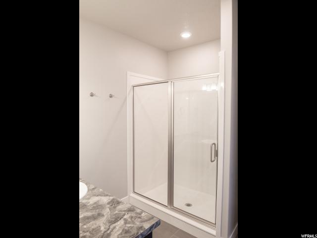 464 S 400 E, Hyrum, UT 84319 — photo 4