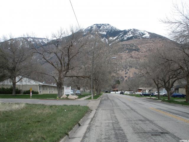 420 Canfield Dr, Ogden, UT 84404 — photo 3