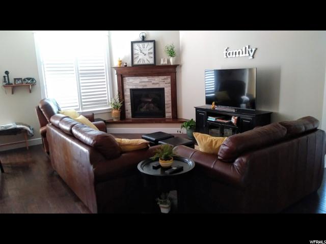 1220 N 2125 E, Layton, UT 84040 — photo 3
