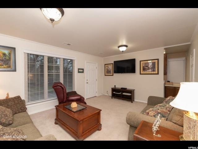 8564 S Escalante Dr E, Sandy, UT 84093 — photo 11