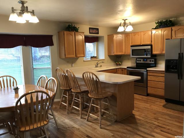 2417 S Orchard Pl, Bountiful, UT 84010 — photo 9