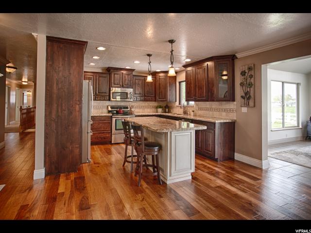 2825 S Bluff Rd, Syracuse, UT 84075 — photo 9