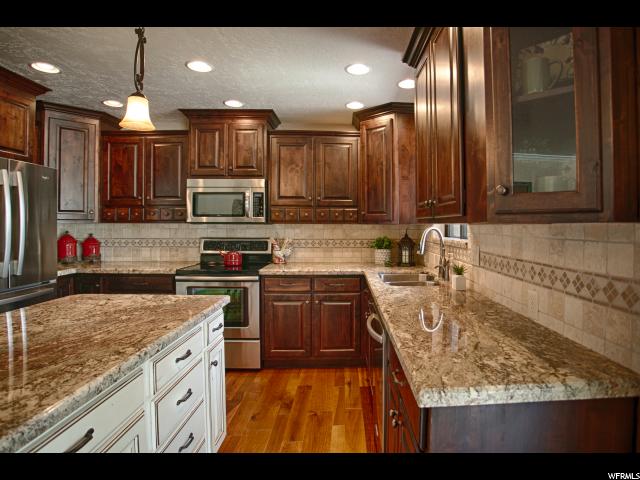 2825 S Bluff Rd, Syracuse, UT 84075 — photo 12