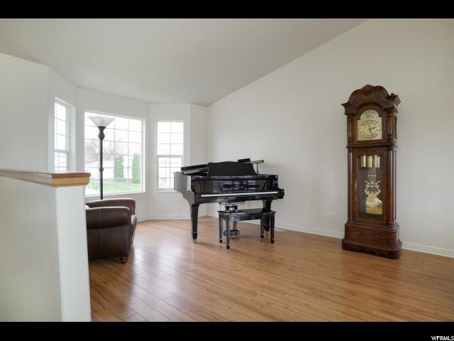 1379 N 780 W, Clinton, UT 84015 — photo 4