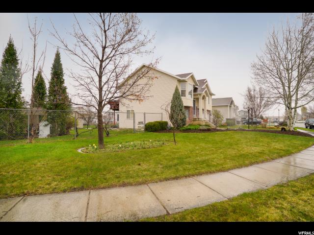 1379 N 780 W, Clinton, UT 84015 — photo 3