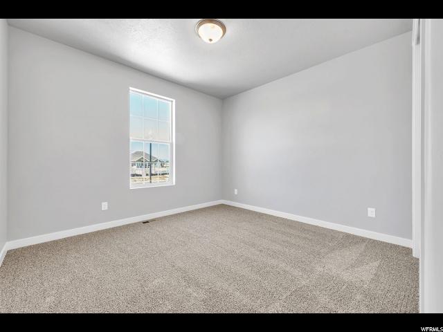 2452 N Sarus Crane Dr, Clinton, UT 84015 — photo 8