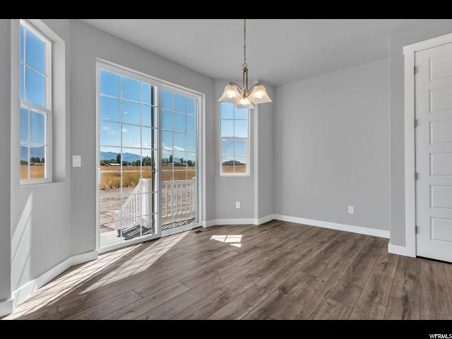 2452 N Sarus Crane Dr, Clinton, UT 84015 — photo 5
