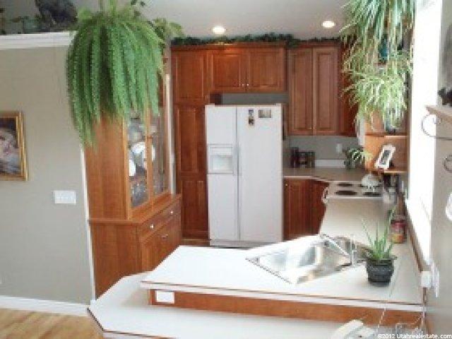 285 Park Meadows Cir, Hyde Park, UT 84318 — photo 2