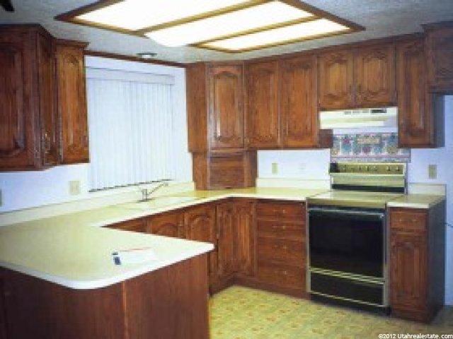 738 W 1175 N, Centerville, UT 84014 — photo 5
