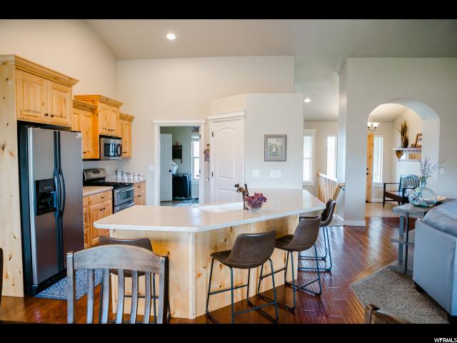 639 E 590 N, Smithfield, UT 84335 — photo 5