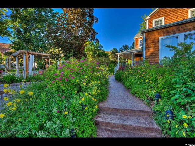 147 N 300 E, Moab, UT 84532 — photo 5
