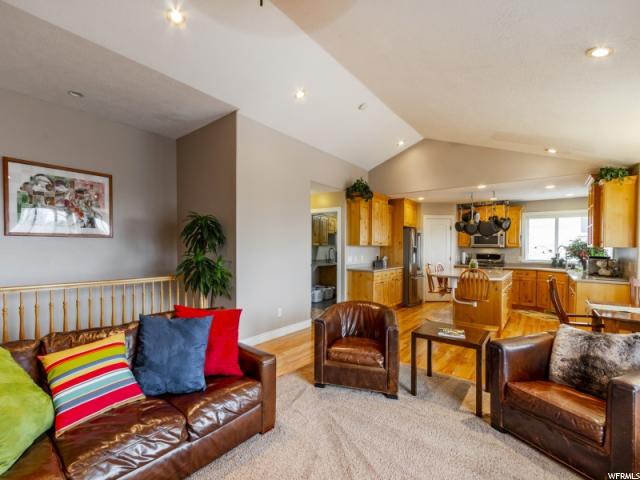 2868 S 400 E, Bountiful, UT 84010 — photo 9