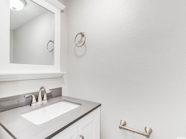 661 E Cobblestone Dr S, Midvale, UT 84047 — photo 12