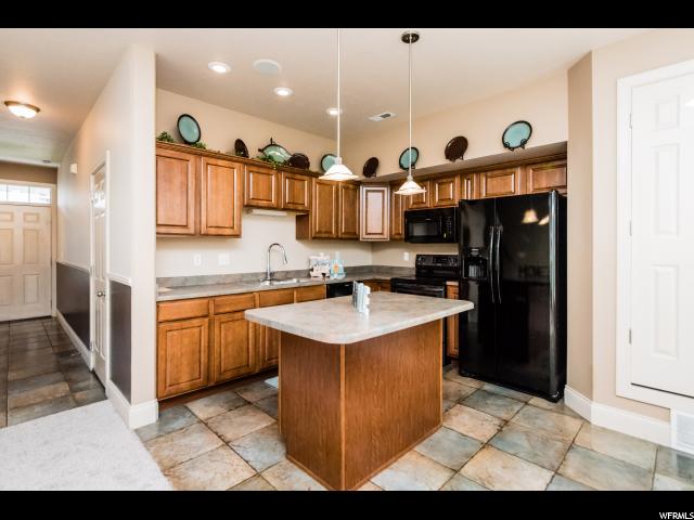 233 Hidden Creek Dr, Providence, UT 84332 — photo 2