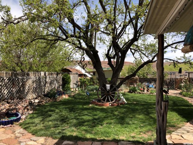 777 Mountainview Dr, Moab, UT 84532 — photo 11