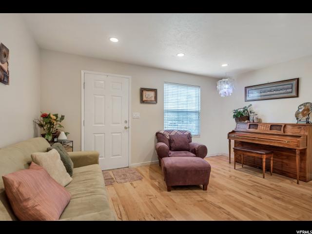 8752 S 620 E, Sandy, UT 84070 — photo 2