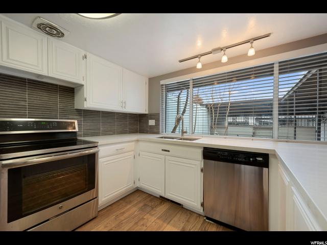 5911 S 1490 E, Murray, UT 84121 — photo 9