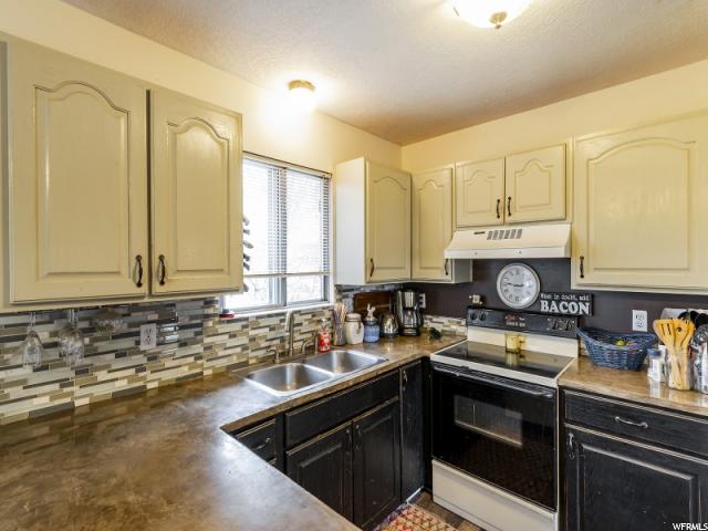 348 W 2400 S, Clearfield, UT 84015 — photo 10