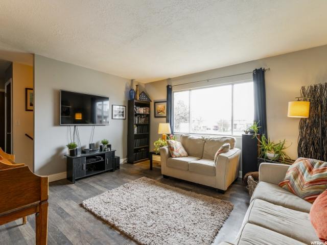 348 W 2400 S, Clearfield, UT 84015 — photo 4