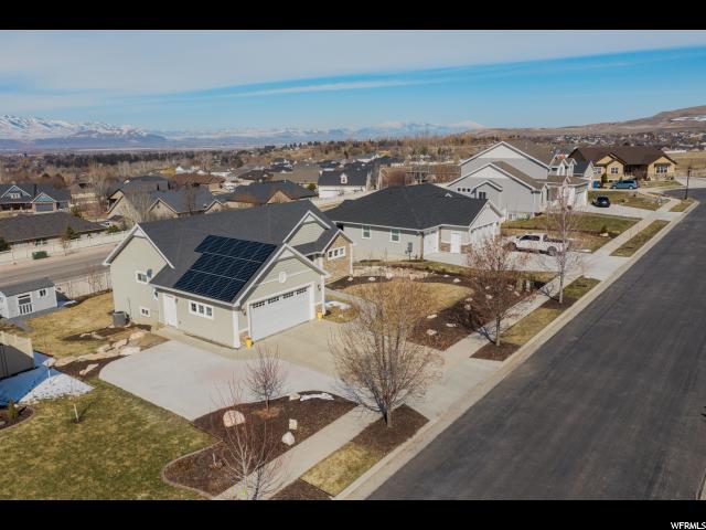 387 S Cardon Ridge Dr E, Smithfield, UT 84335 — photo 7